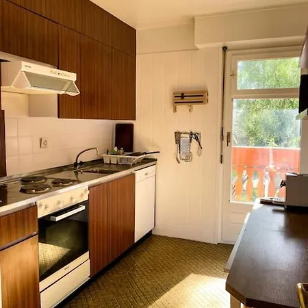 Apartment Magnifique Avec Piscine, Balcon Et Vue *