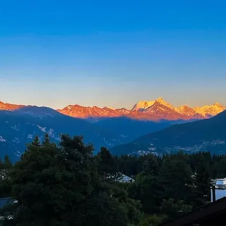 Magnifique Avec Piscine, Balcon Et Vue Apartment Crans-Montana