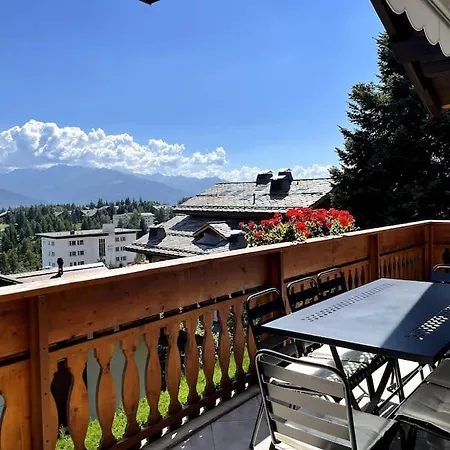 Apartment Magnifique Avec Piscine, Balcon Et Vue *